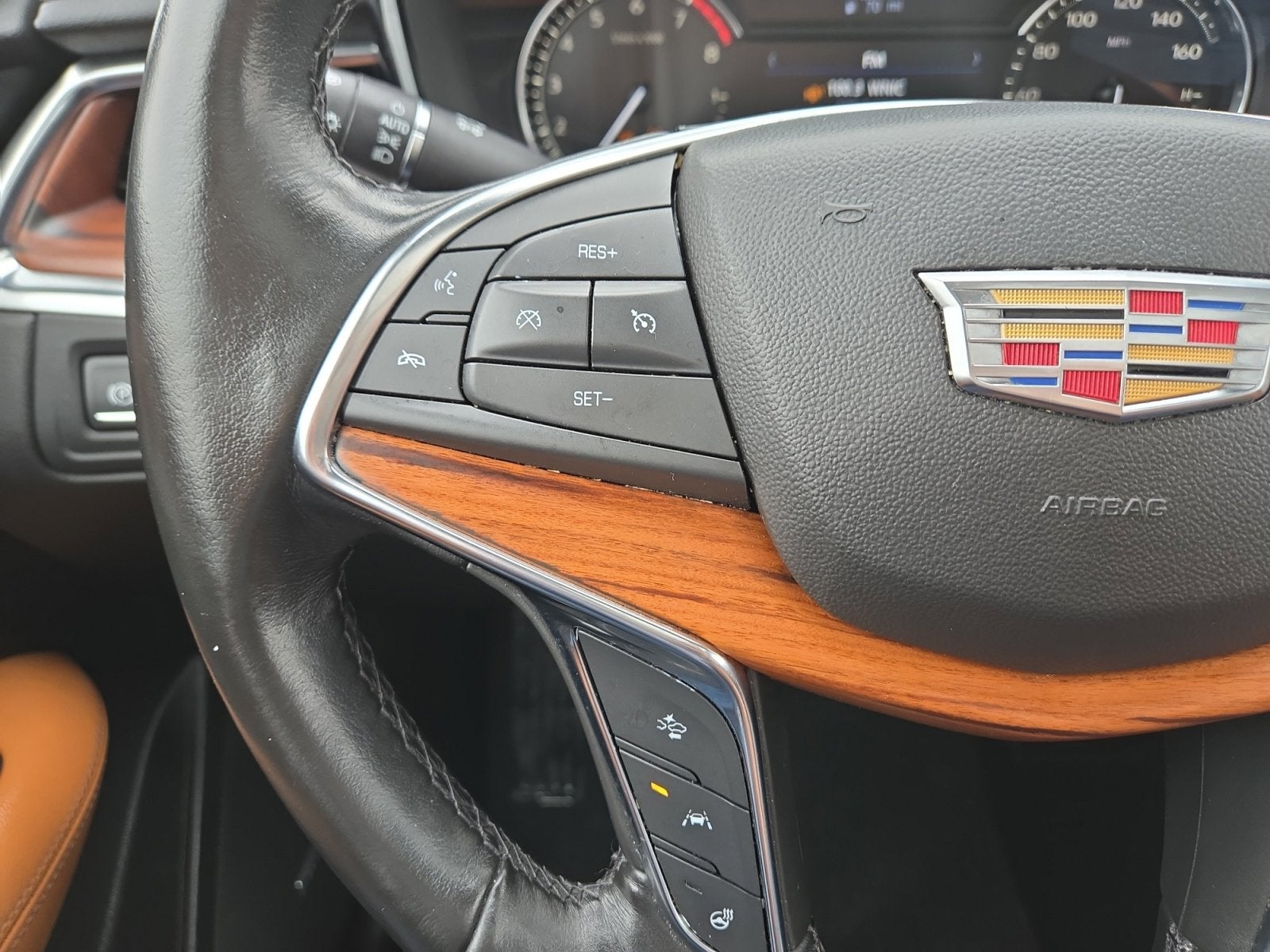 2020 Cadillac XT5 Premium Luxury FWD