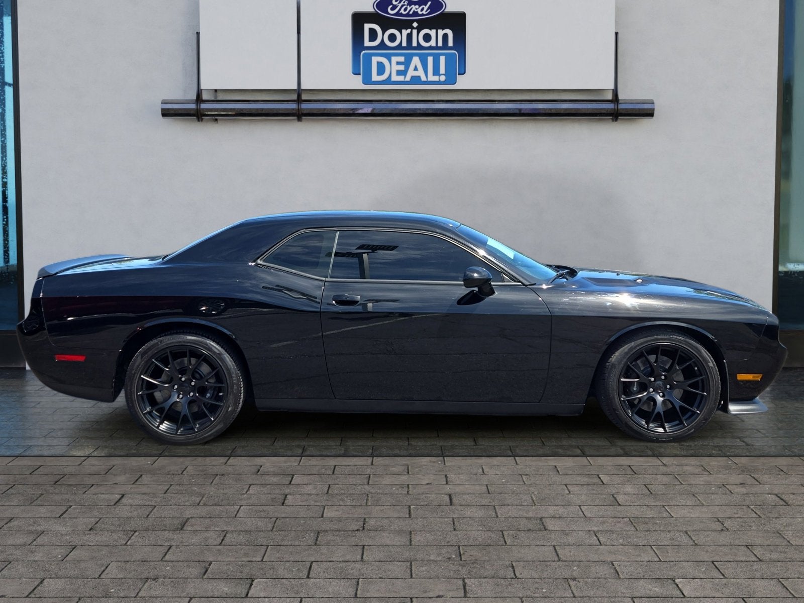 2014 Dodge Challenger SRT8 Core