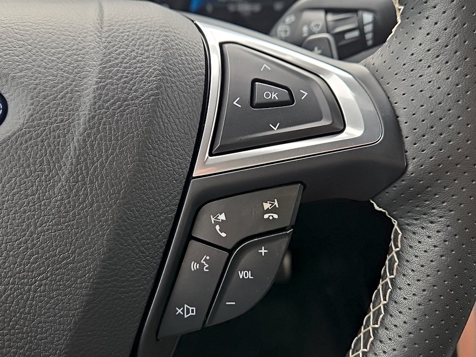 2024 Ford Edge ST