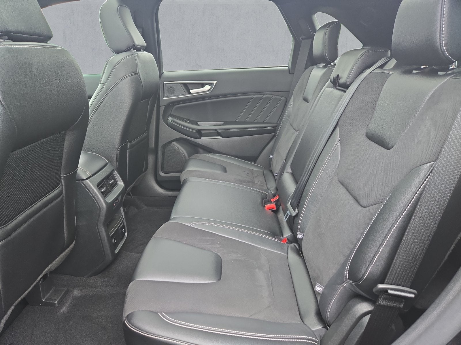 2024 Ford Edge ST