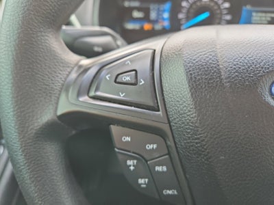 2022 Ford Edge SE