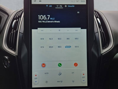 2022 Ford Edge SE