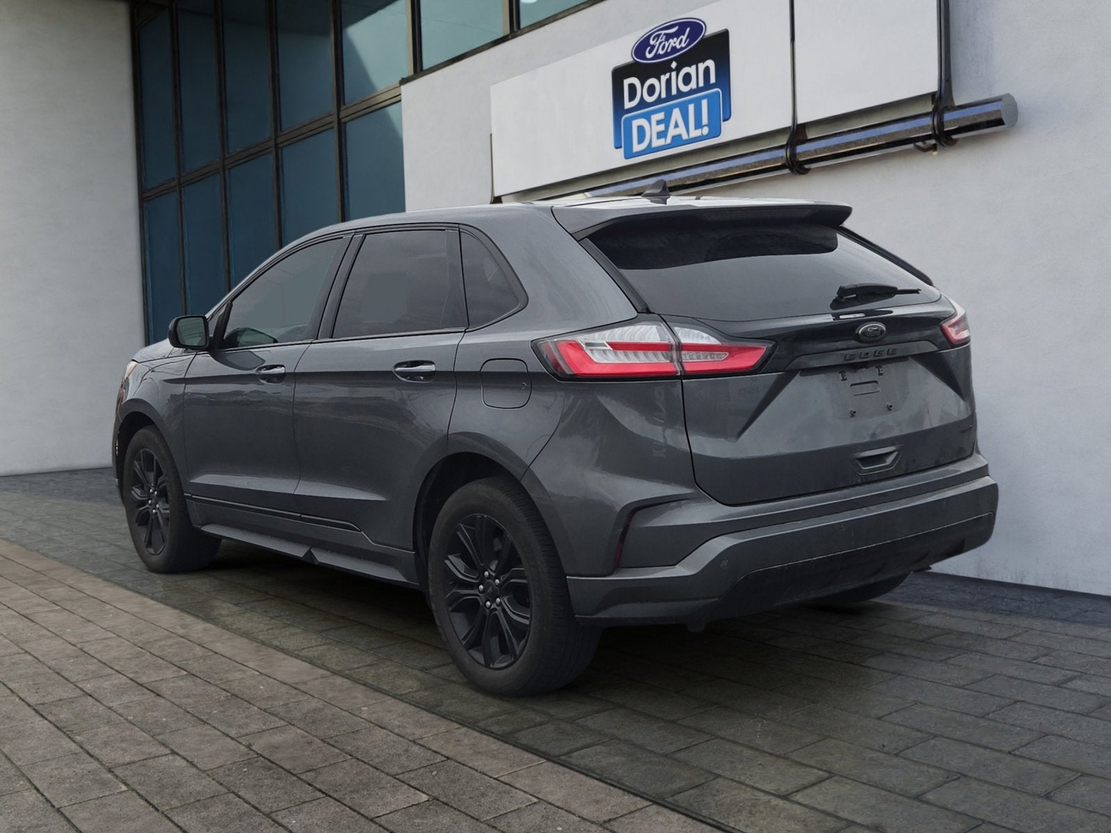 2022 Ford Edge SE