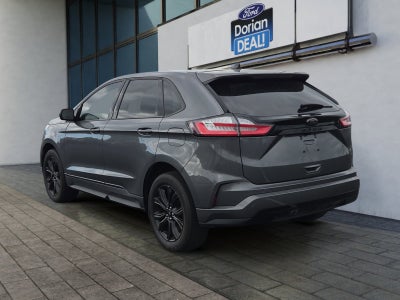 2022 Ford Edge SE