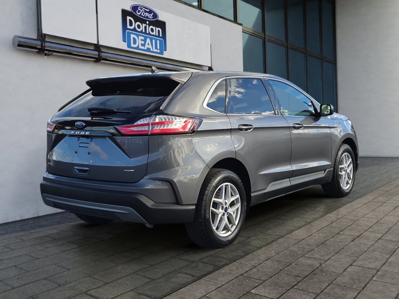 2022 Ford Edge SEL