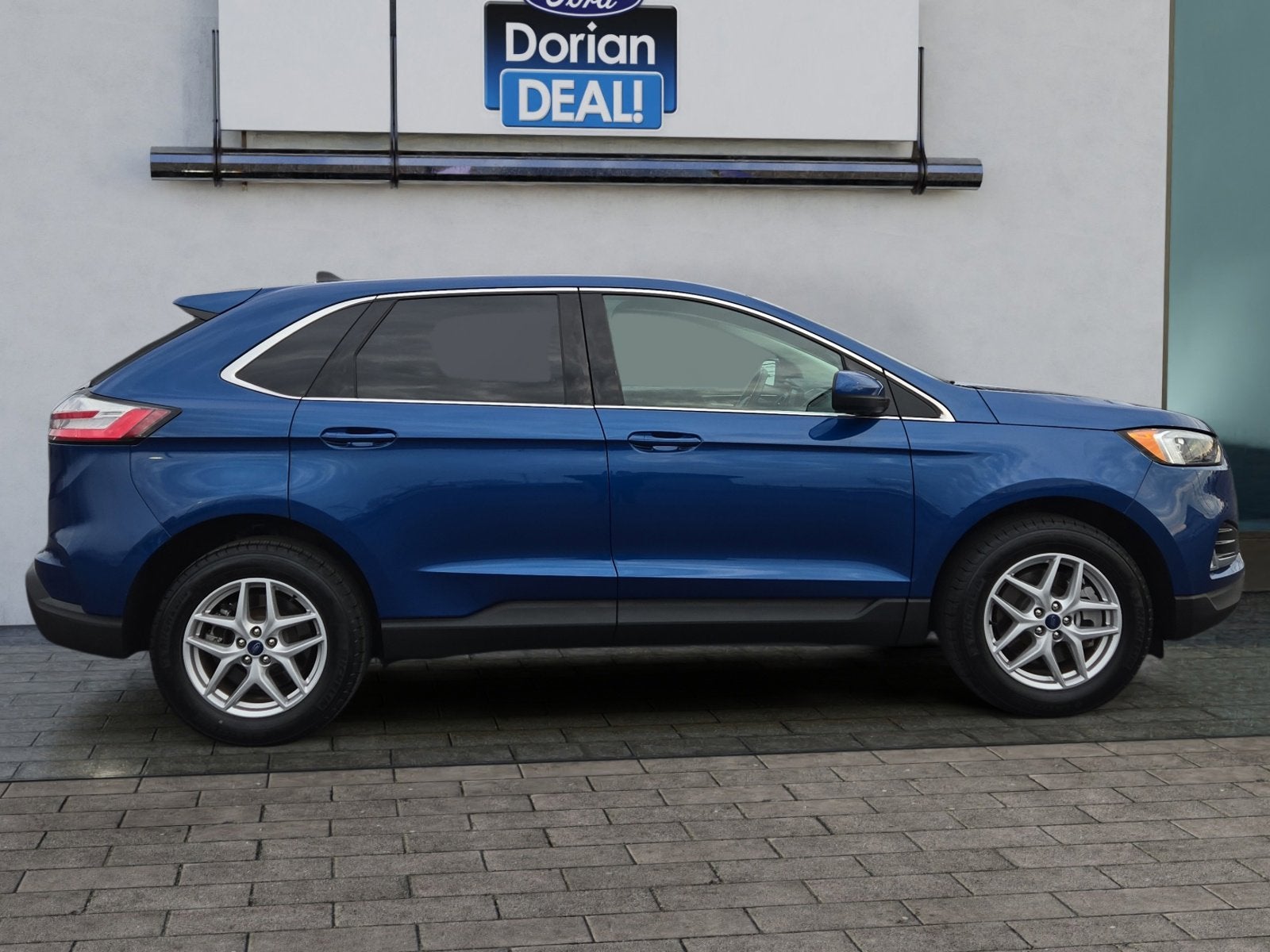 2022 Ford Edge SEL