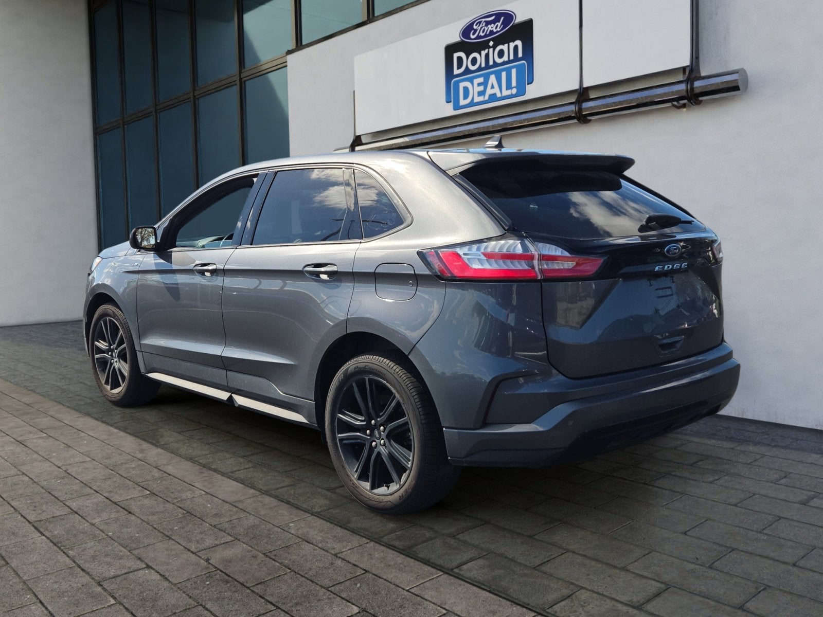 2022 Ford Edge SEL