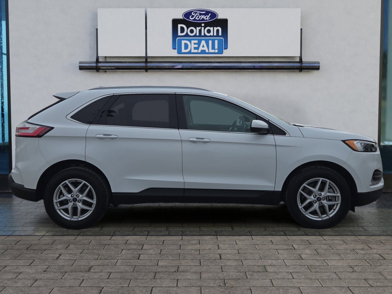 2022 Ford Edge SEL