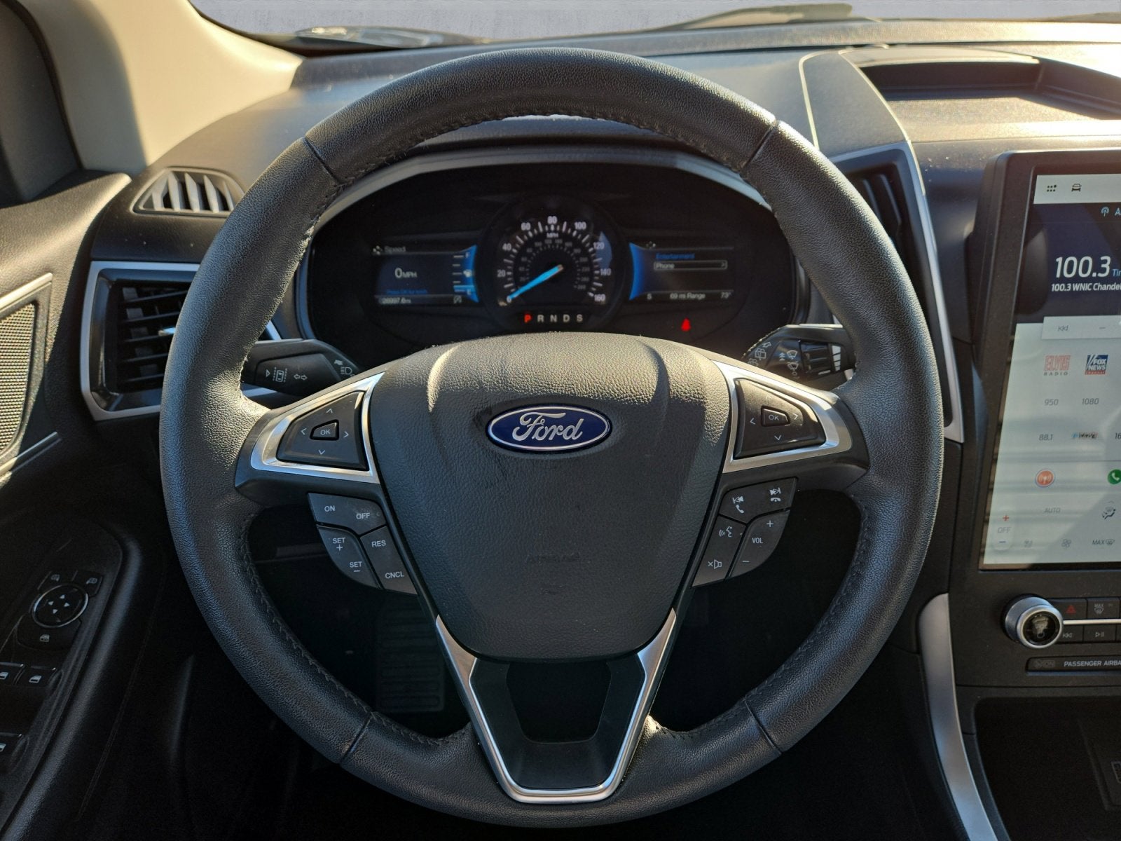 2022 Ford Edge SEL