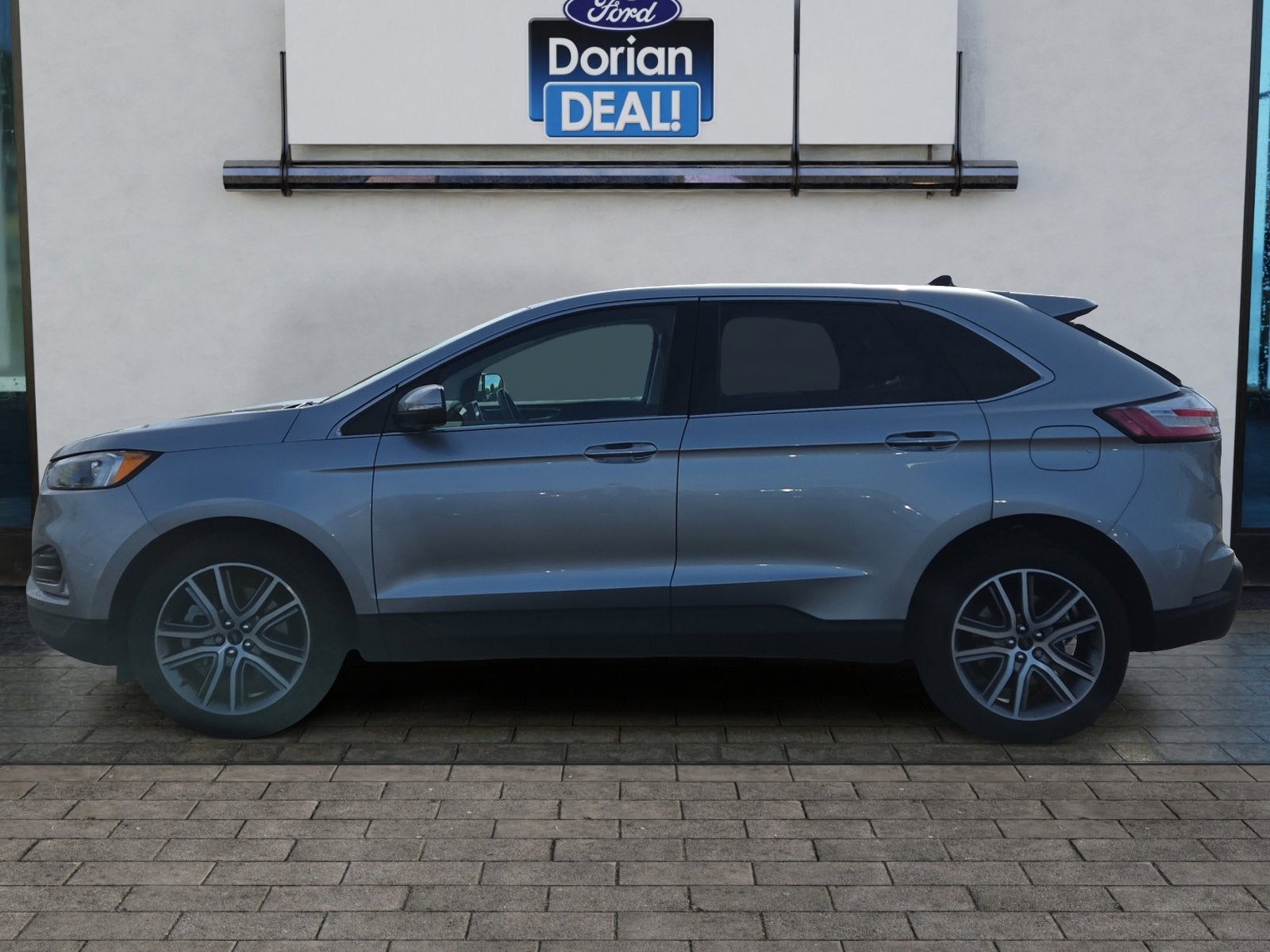 2023 Ford Edge Titanium