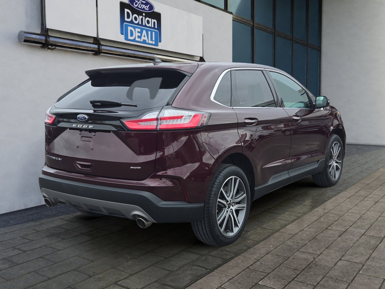2024 Ford Edge Titanium