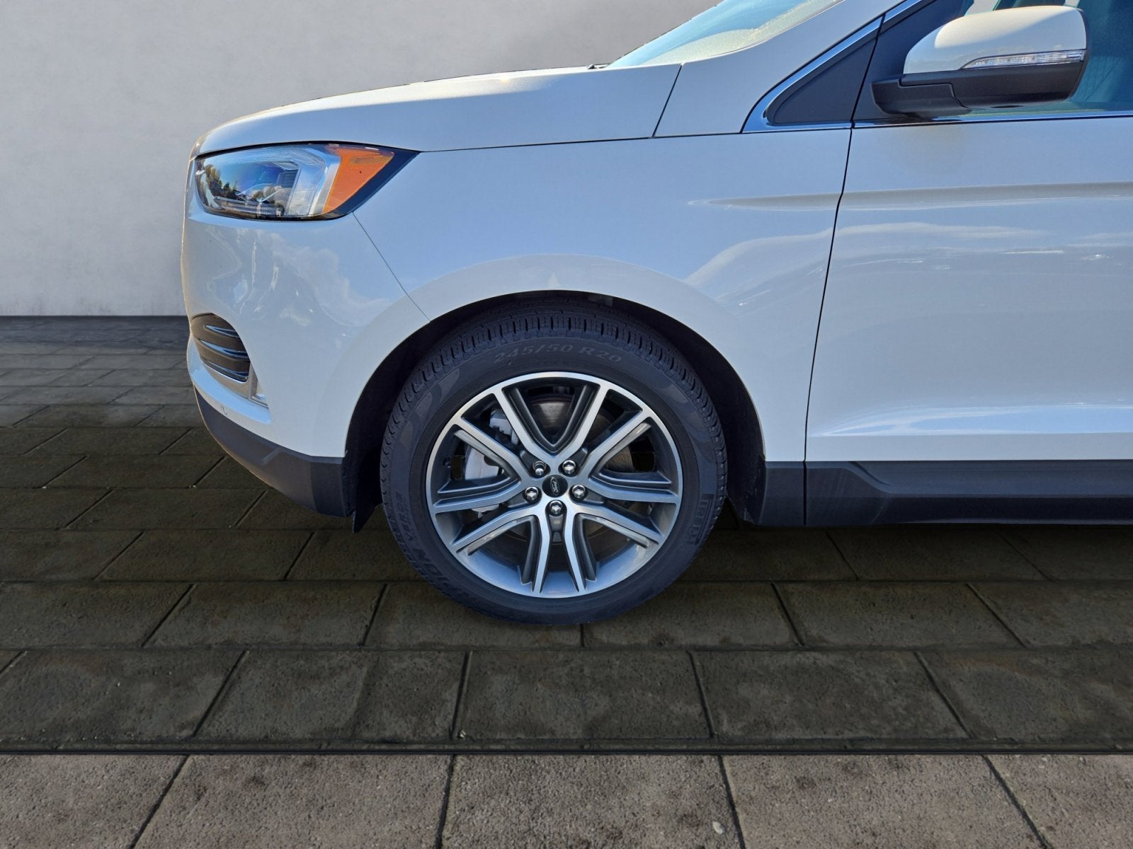 2024 Ford Edge Titanium