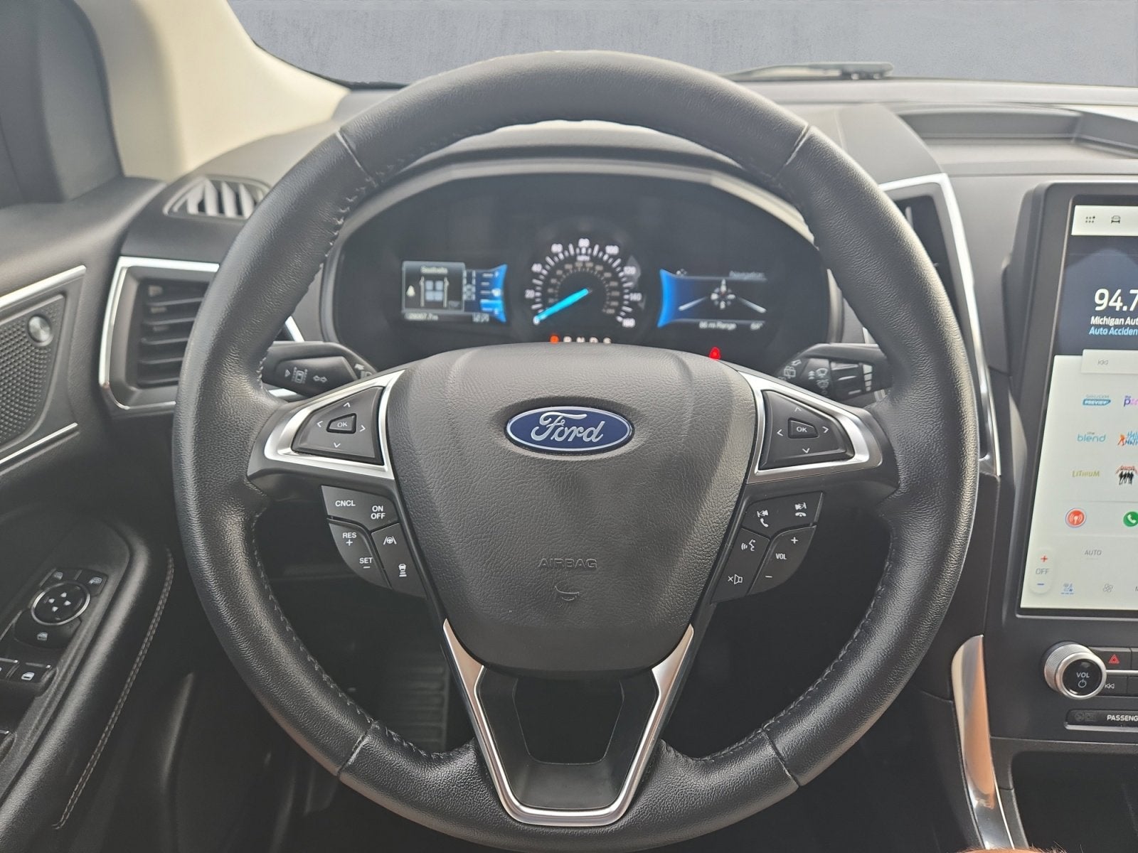 2023 Ford Edge Titanium
