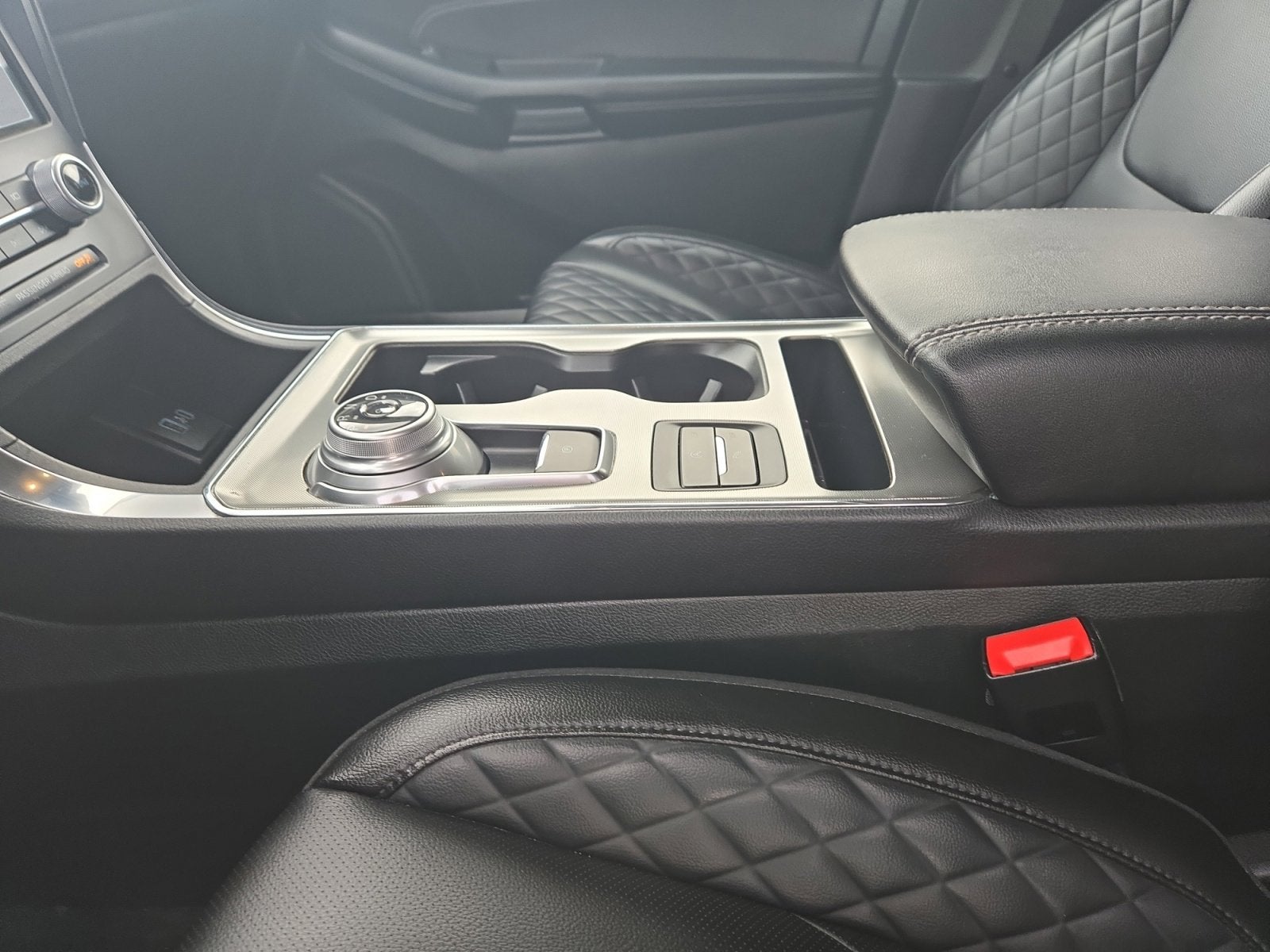 2023 Ford Edge Titanium