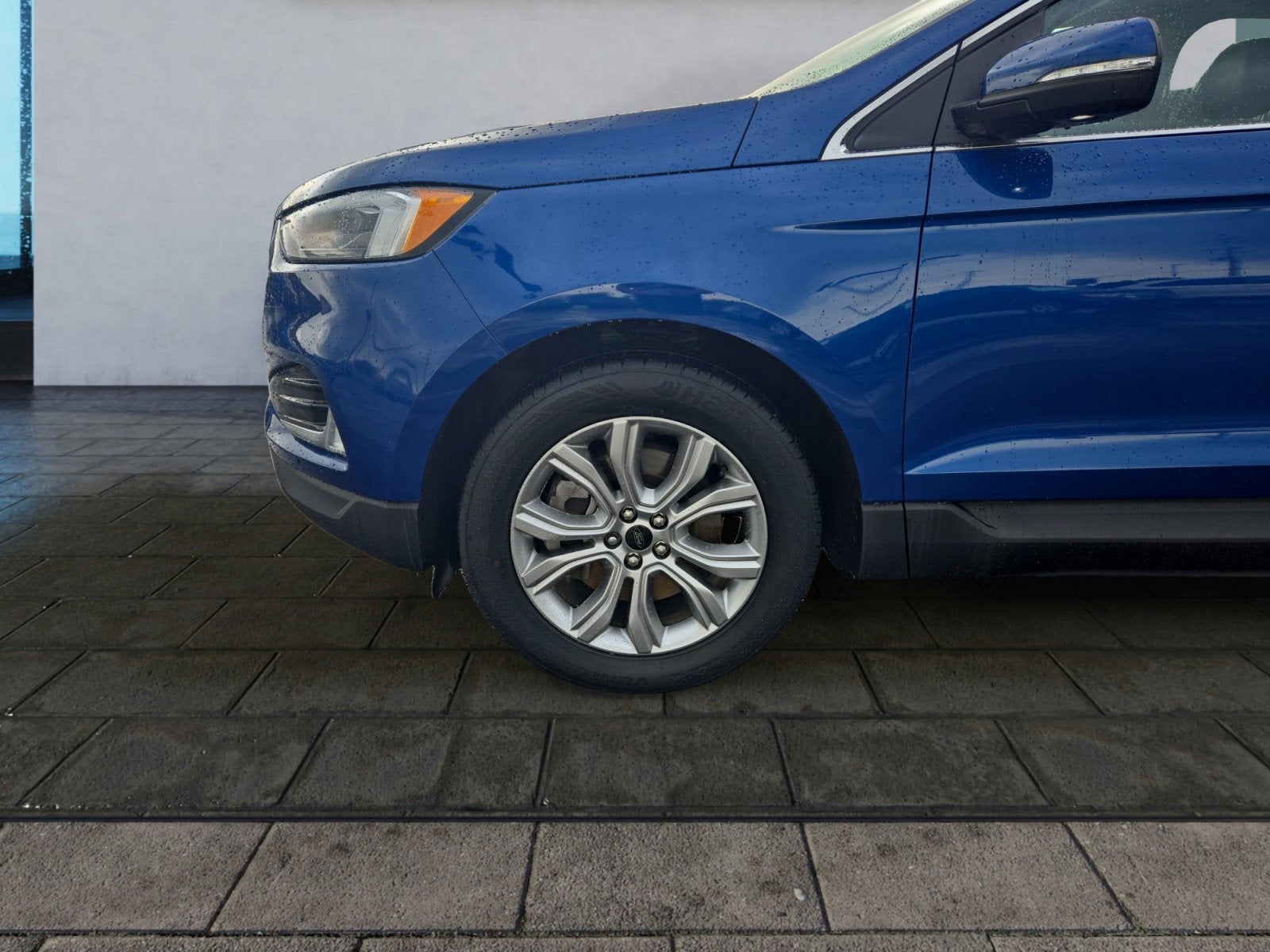 2023 Ford Edge Titanium
