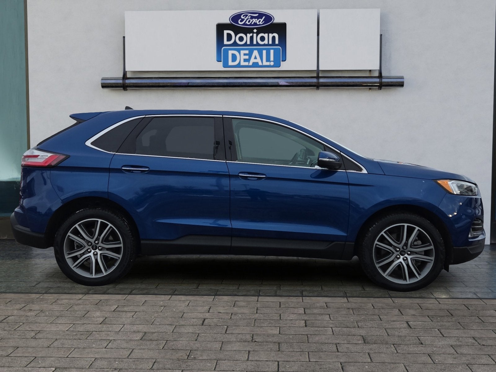 2024 Ford Edge Titanium