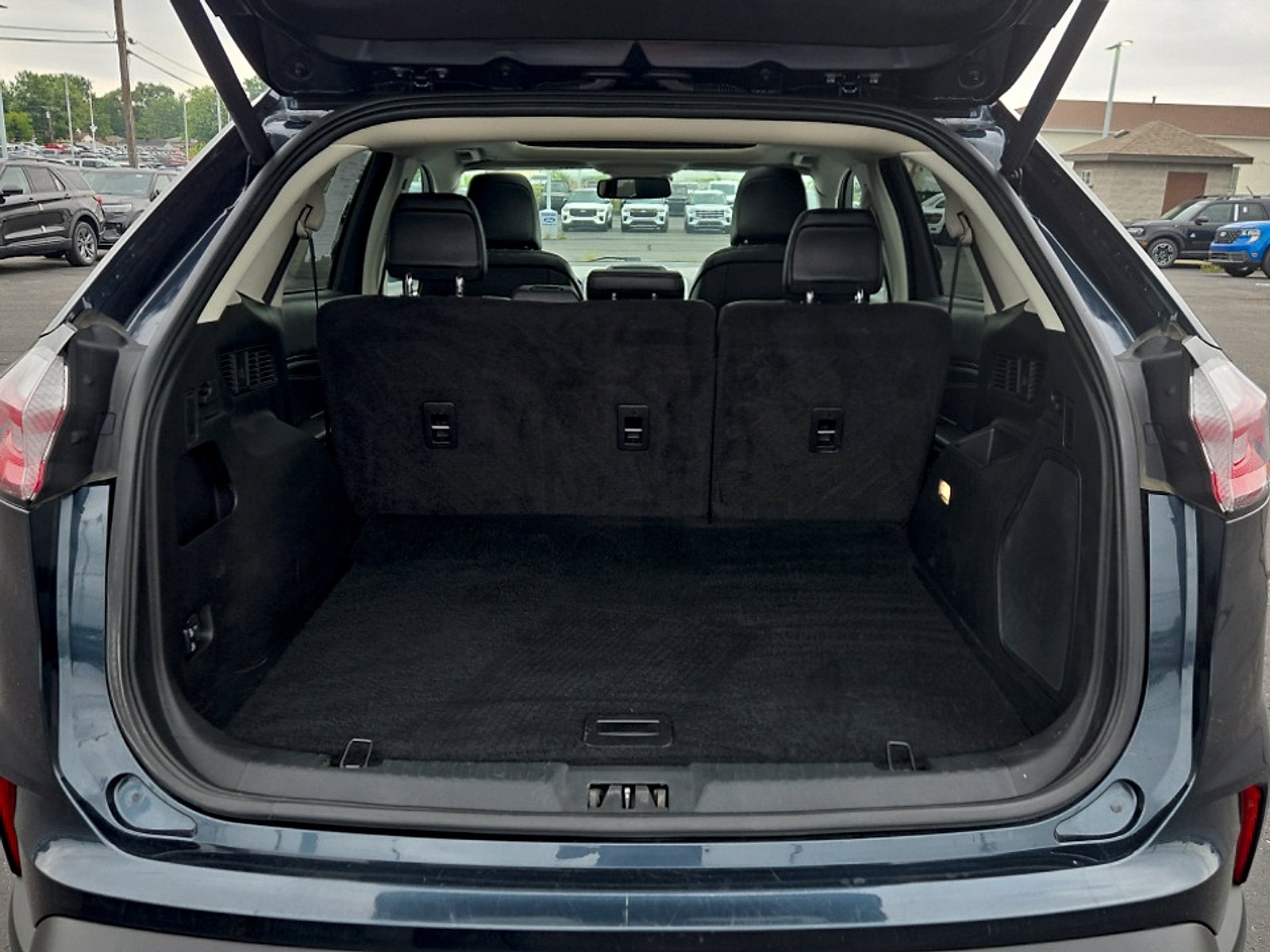 2024 Ford Edge Titanium