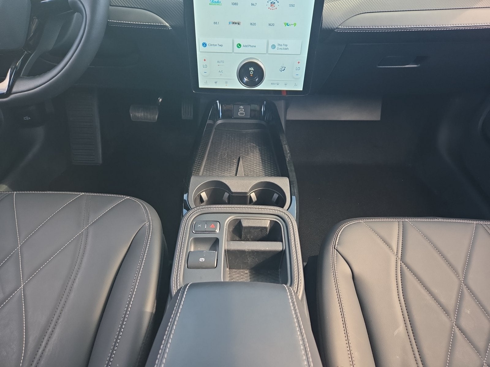 2025 Ford Mustang Mach-E Select