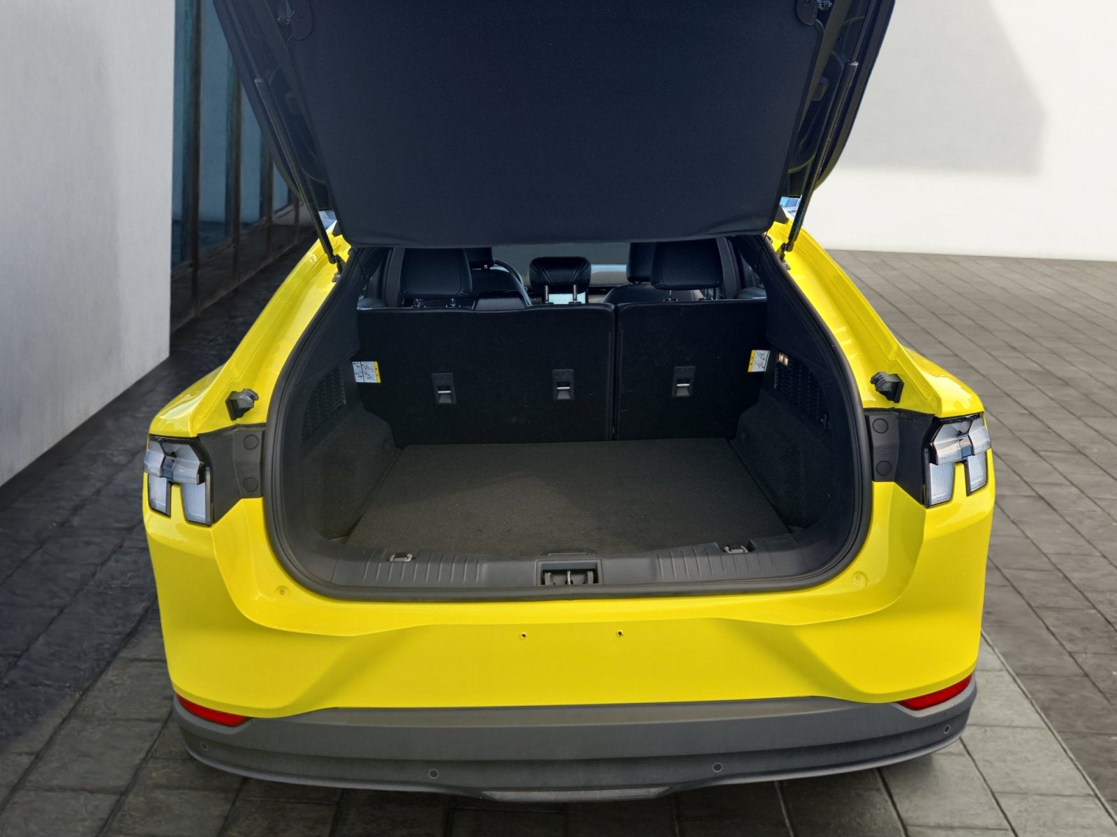 2025 Ford Mustang Mach-E Select