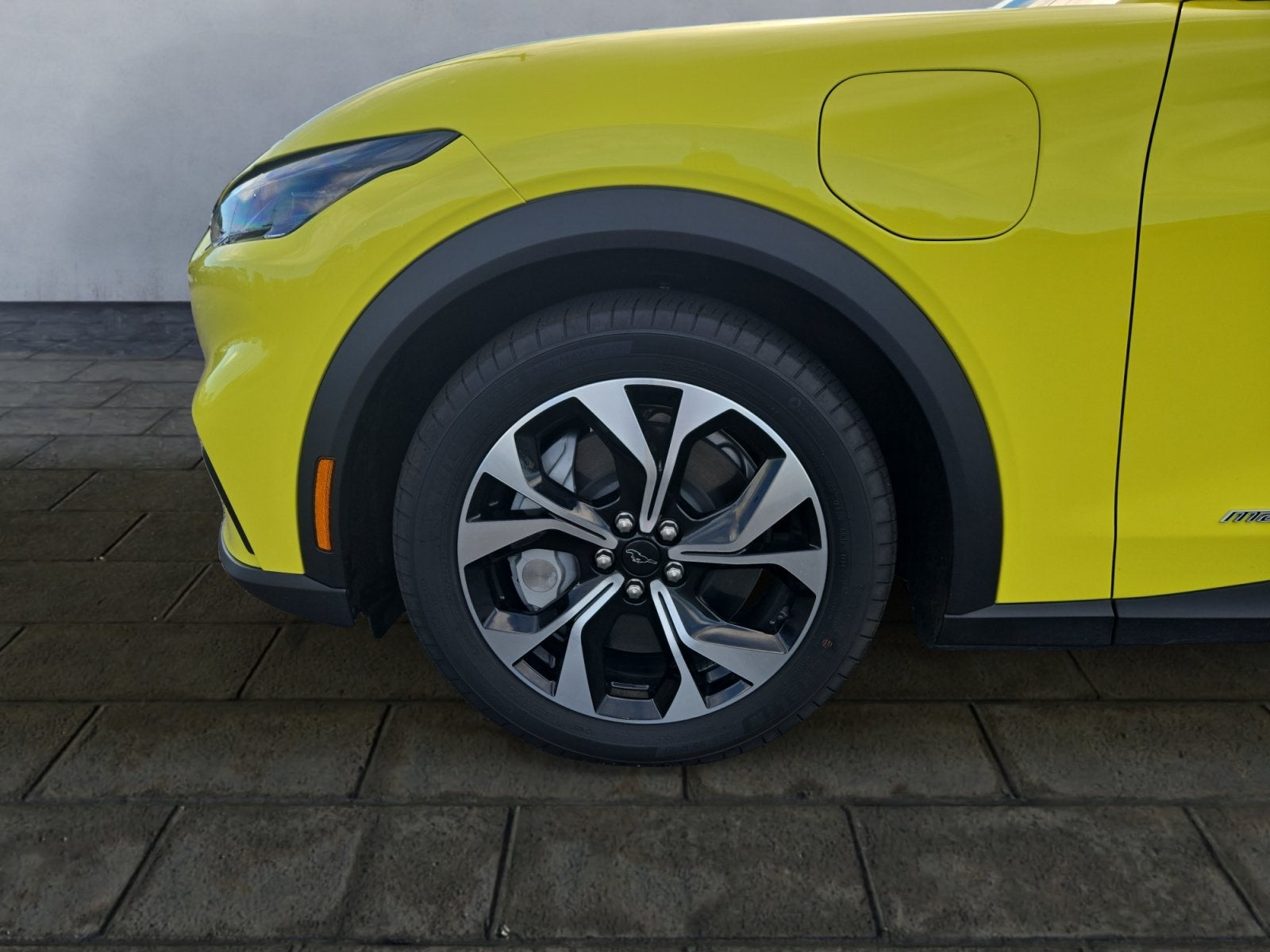 2025 Ford Mustang Mach-E Select