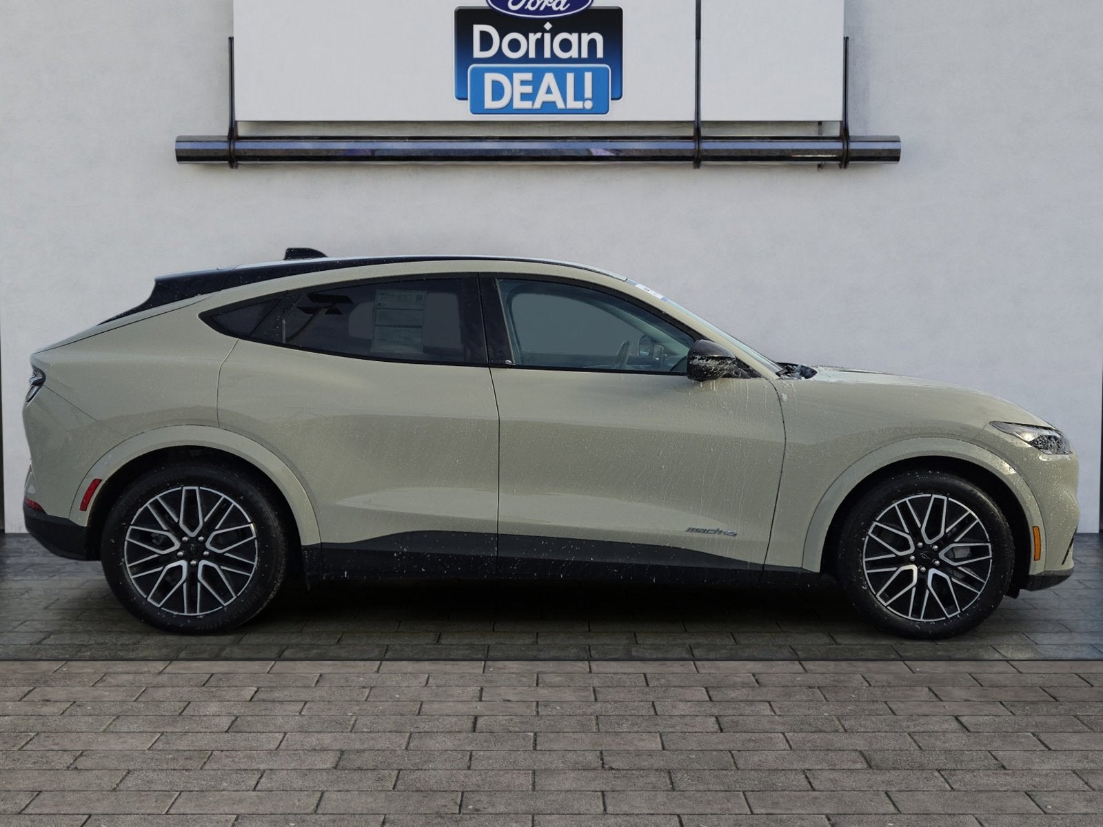 2025 Ford Mustang Mach-E Premium