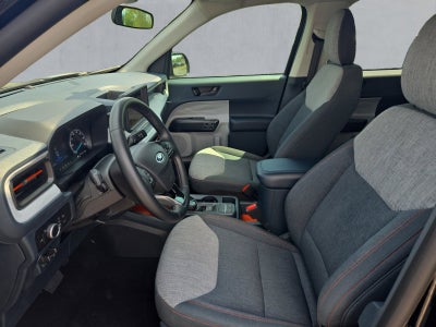 2023 Ford Maverick Base