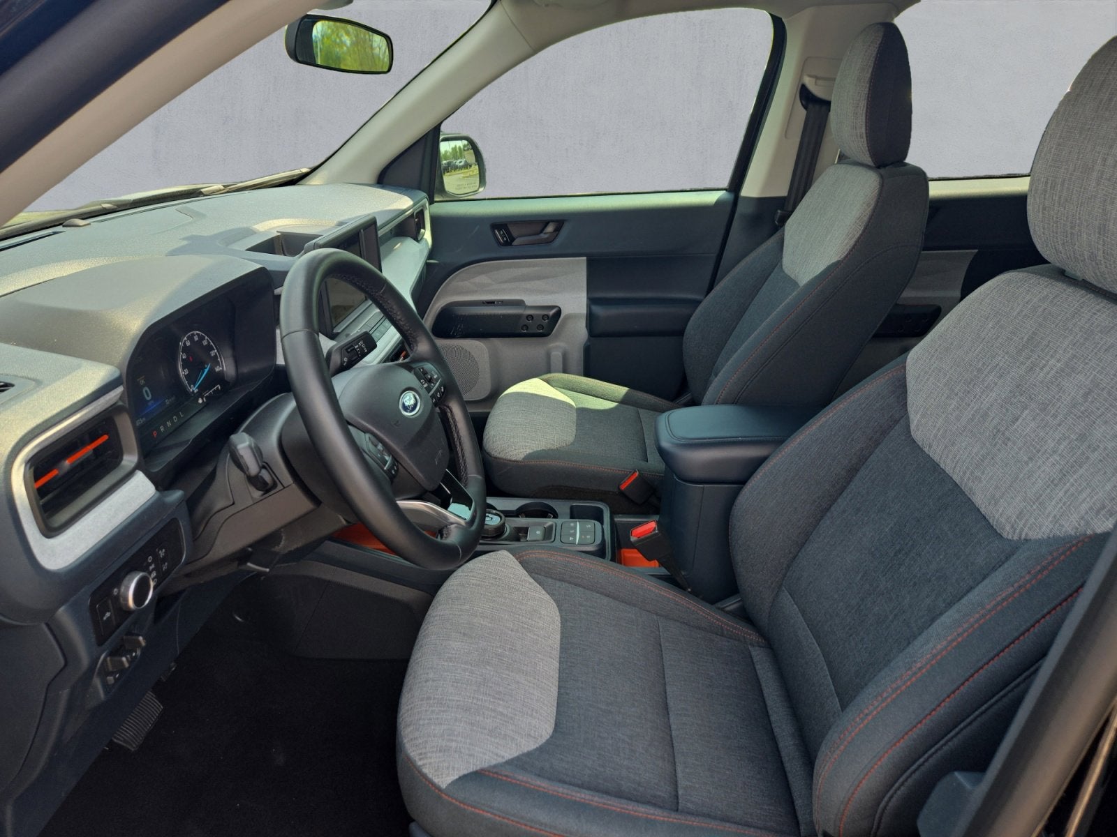 2023 Ford Maverick Base