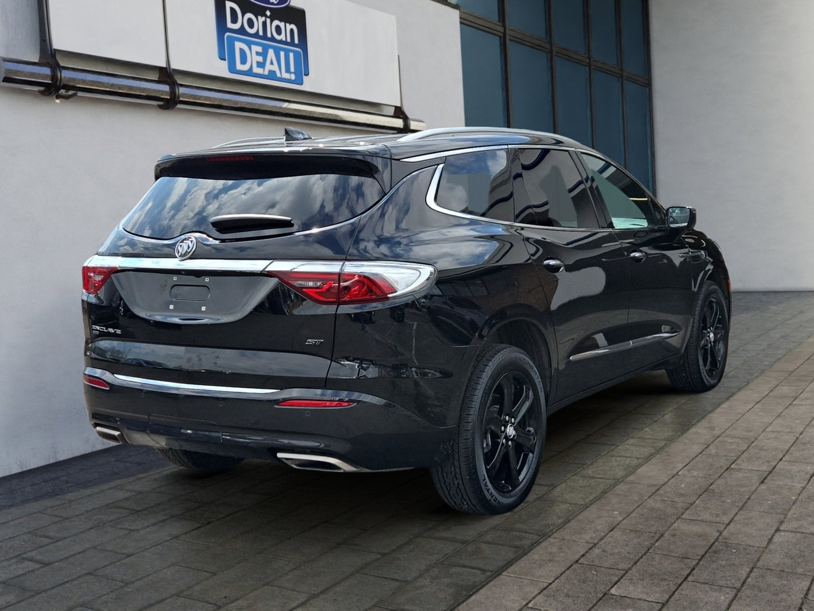 2023 Buick Enclave Essence