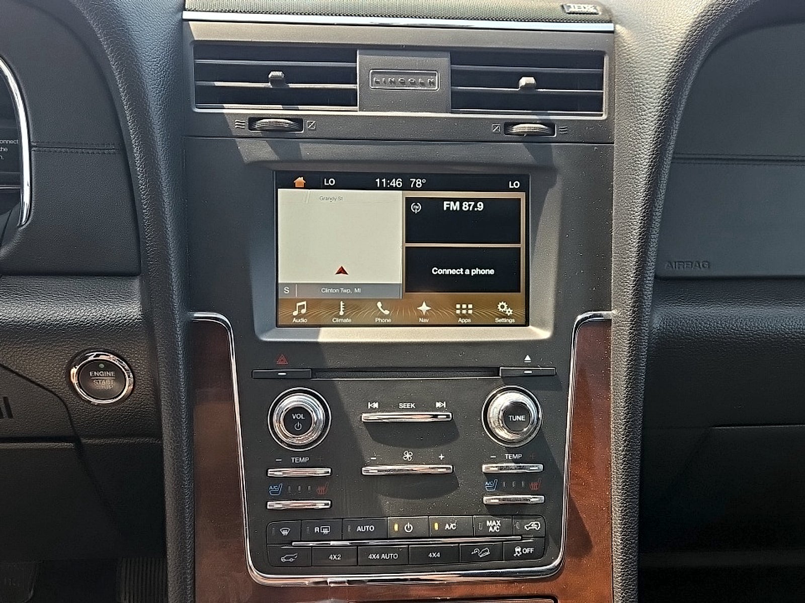 2017 Lincoln Navigator Select