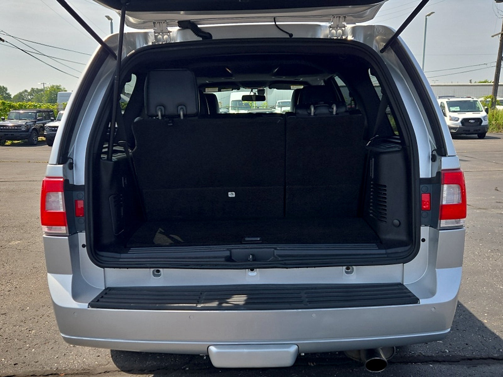 2017 Lincoln Navigator Select