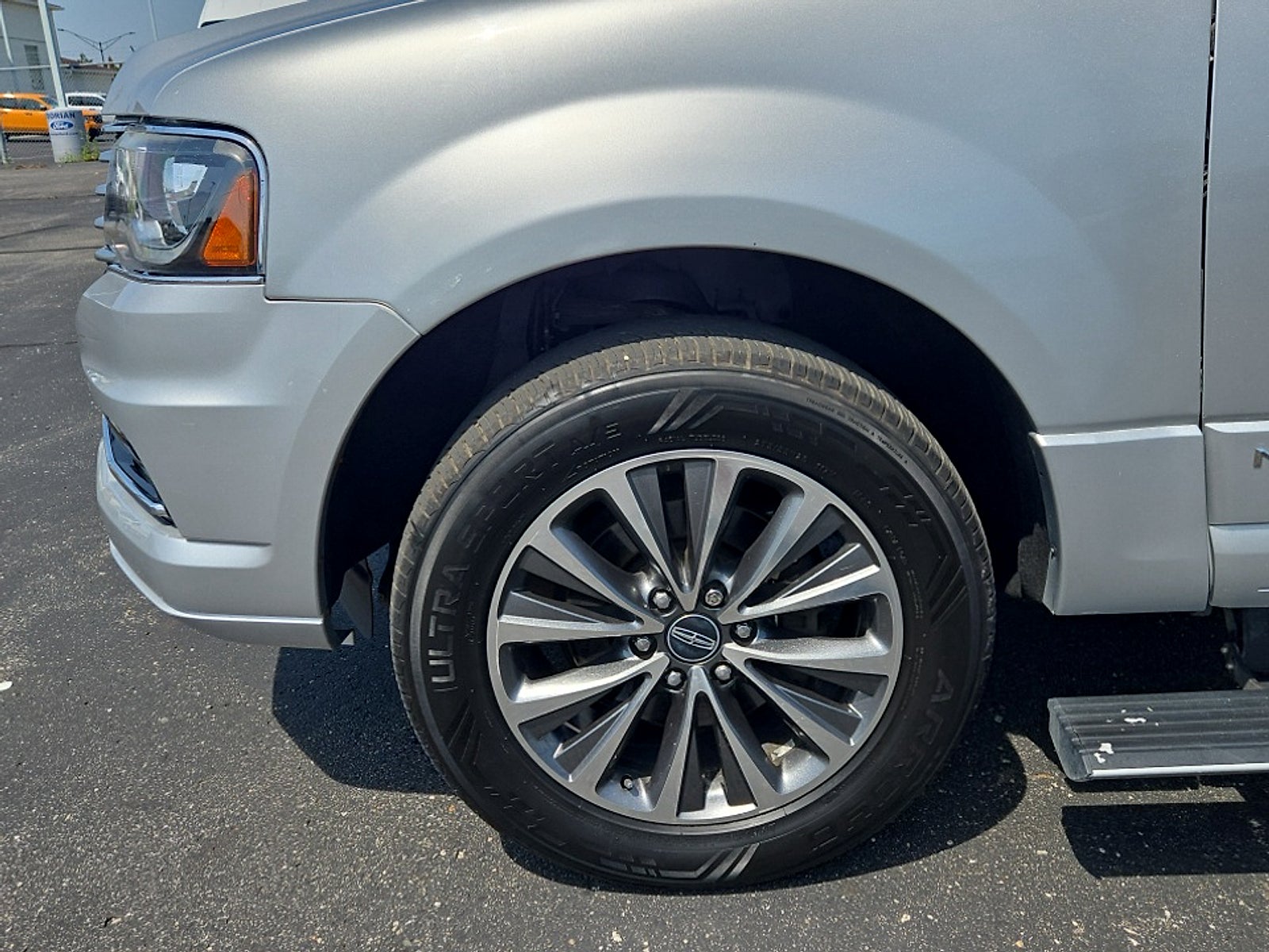 2017 Lincoln Navigator Select