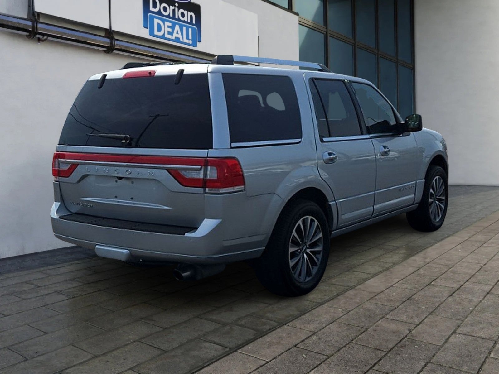 2017 Lincoln Navigator Select