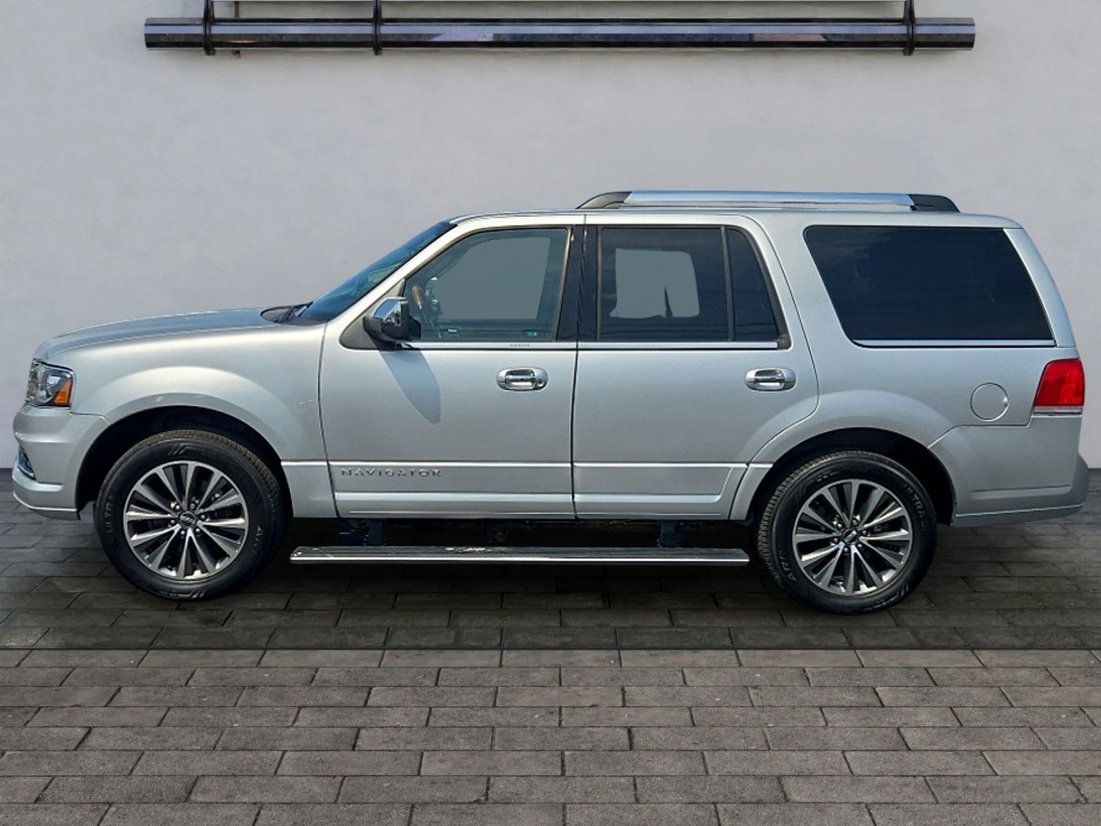 2017 Lincoln Navigator Select