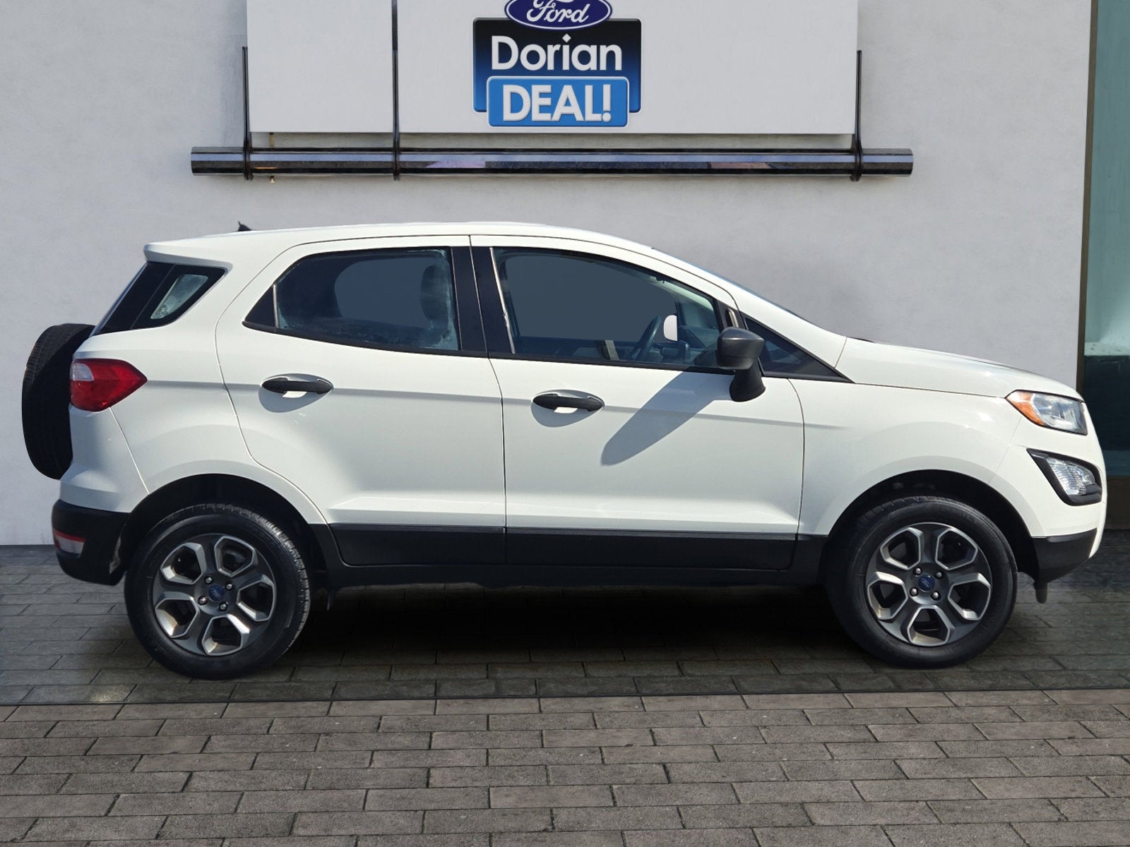 Used 2018 Ford Ecosport S with VIN MAJ6P1SL4JC160908 for sale in Clinton Township, MI