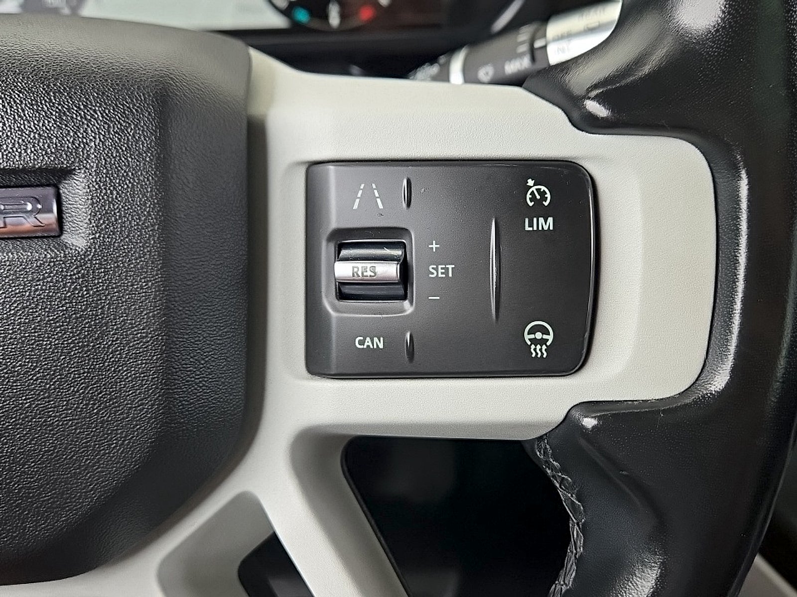 2020 Land Rover Defender 110 S