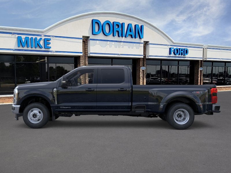 2026 Ford Super Duty F-350® XLT