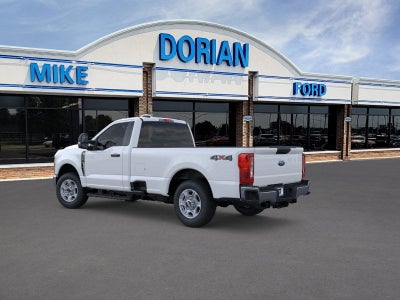 2026 Ford Super Duty F-350® XLT