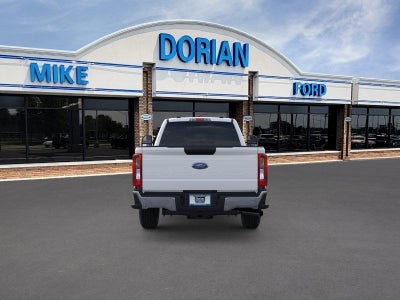 2026 Ford Super Duty F-350® XLT